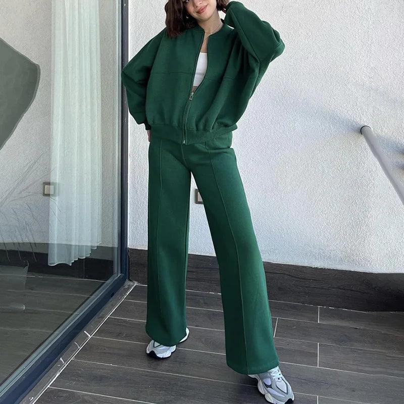 Two-Piece Tracksuit Set – Women's Zipper Sweatshirt & Wide-Leg Pants with Drawstring | Modest Sportswear Outfit - Aurex