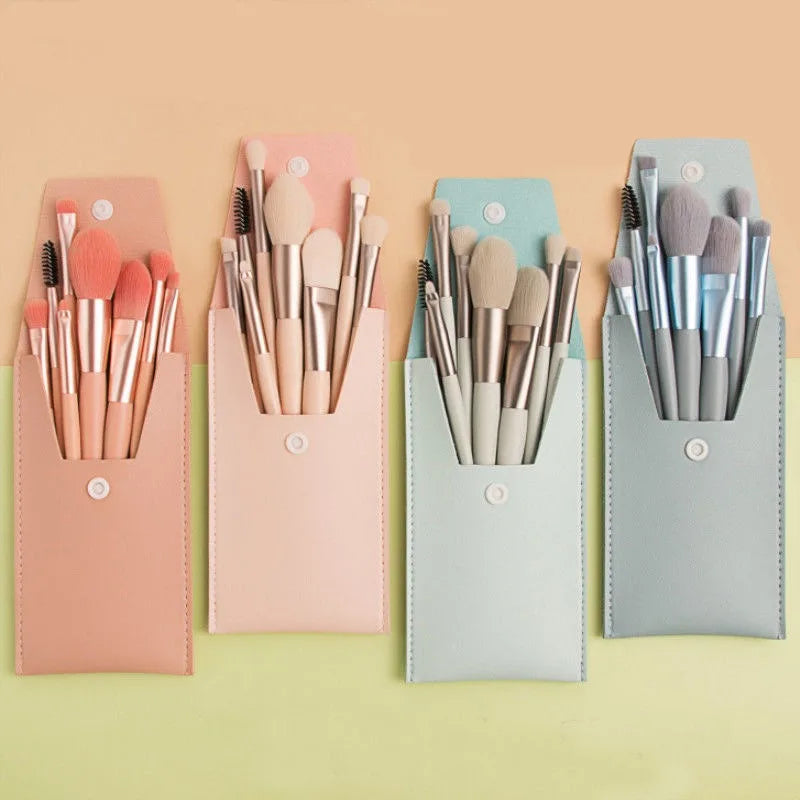 Mini Brush 8-Piece Makeup Bag Portable concealer powder brush set soft fur make-up tool  Green snap bag