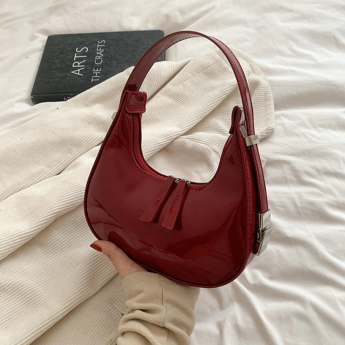 Half Moon Bag Vintage PU Leather Small Handbag Luxury Brands Women Shoulder Bags Retro Red Ladies Armpit Purses Girls Mini Totes