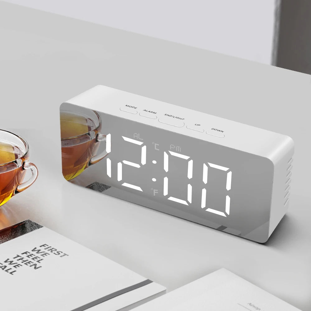 USB Power LED Table Clock Bedroom Bedside Digital Electronic Clock Office Desk Alarm Clock For Home Decor