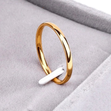 Ramos 2mmStainless Steel Rings Gold colour Anti-allergy Smooth Simple Wedding Couples Rings Bijouterie